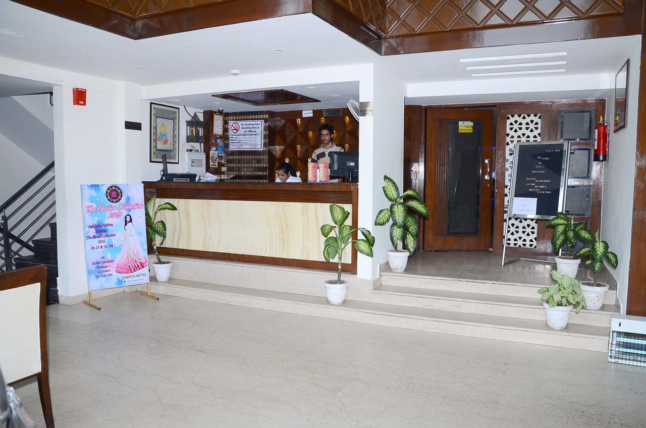 Hotel Opulence Pathānkot Zewnętrze zdjęcie